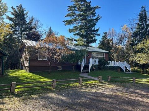 Photo of 1302 Old North Shore Rd, Duluth, MN 55804 (MLS # 6123224)