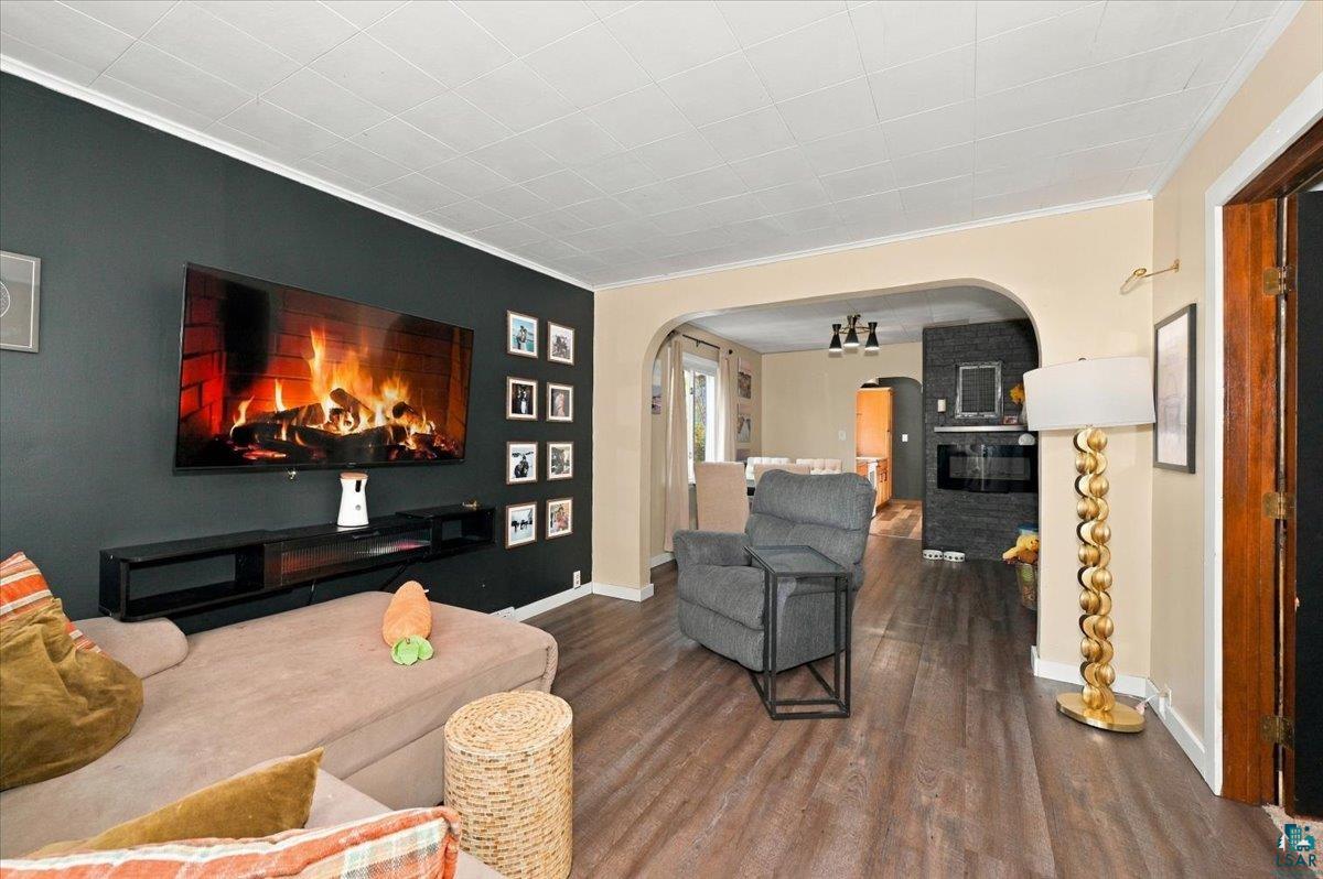 1803 Baxter Ave