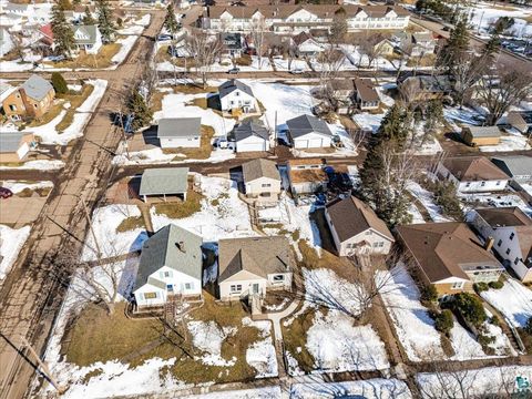 Tiny photo for 427 11th Ave, Two Harbors, MN 55616 (MLS # 6124215)