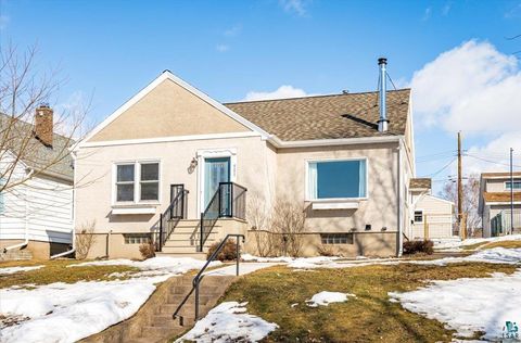 Photo of 427 11th Ave, Two Harbors, MN 55616 (MLS # 6124215)