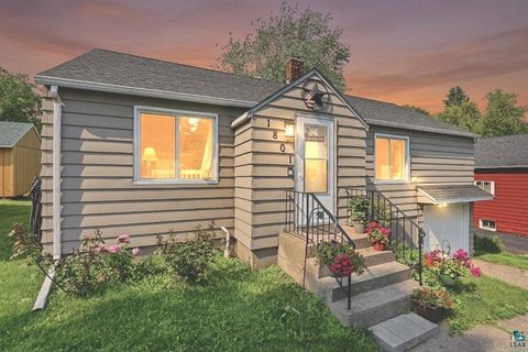 Tiny photo for 1801 Tyrol St, Duluth, MN 55811 (MLS # 6126481)