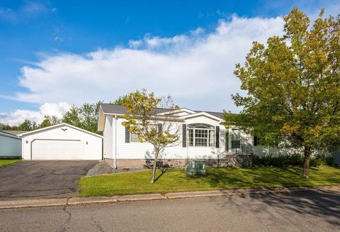 Tiny photo for 10 Spruce Dr, Duluth, MN 55810 (MLS # 6122103)