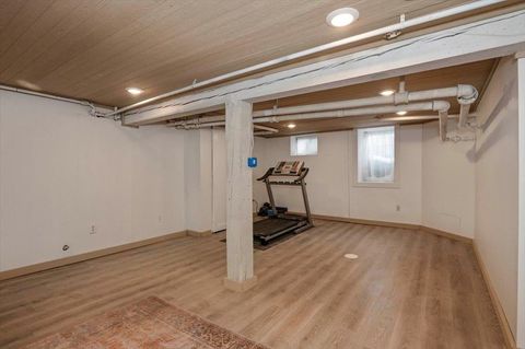 Tiny photo for 2015 Woodland Ave, Duluth, MN 55803 (MLS # 6123747)