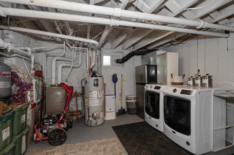 Tiny photo for 2015 Woodland Ave, Duluth, MN 55803 (MLS # 6123747)