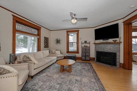 Tiny photo for 2015 Woodland Ave, Duluth, MN 55803 (MLS # 6123747)