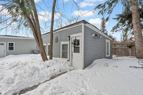 Tiny photo for 2015 Woodland Ave, Duluth, MN 55803 (MLS # 6123747)