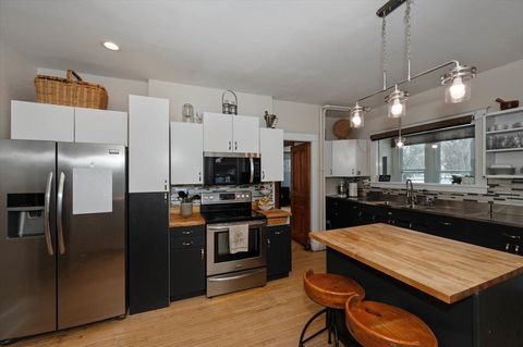 Tiny photo for 2015 Woodland Ave, Duluth, MN 55803 (MLS # 6123747)