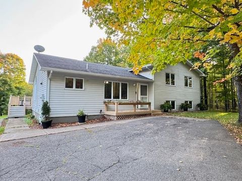 Photo of 5796 Highway 194, Hermantown, MN 55811 (MLS # 6121958)