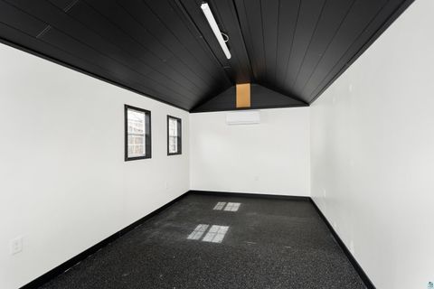 Tiny photo for 703 W 4th St, Duluth, MN 55806 (MLS # 6125038)