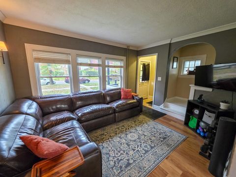 Tiny photo for 3912 W 5th St, Duluth, MN 55807 (MLS # 6122601)