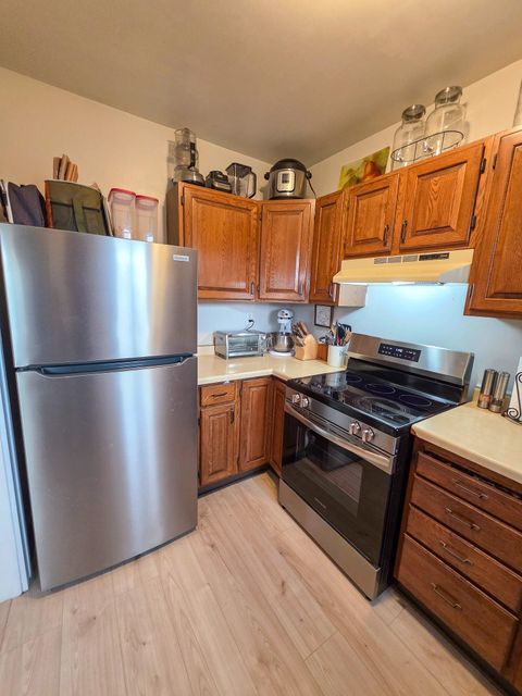 Tiny photo for 3912 W 5th St, Duluth, MN 55807 (MLS # 6122601)