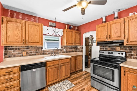 Tiny photo for 4326 W 8th St, Duluth, MN 55807 (MLS # 6128380)