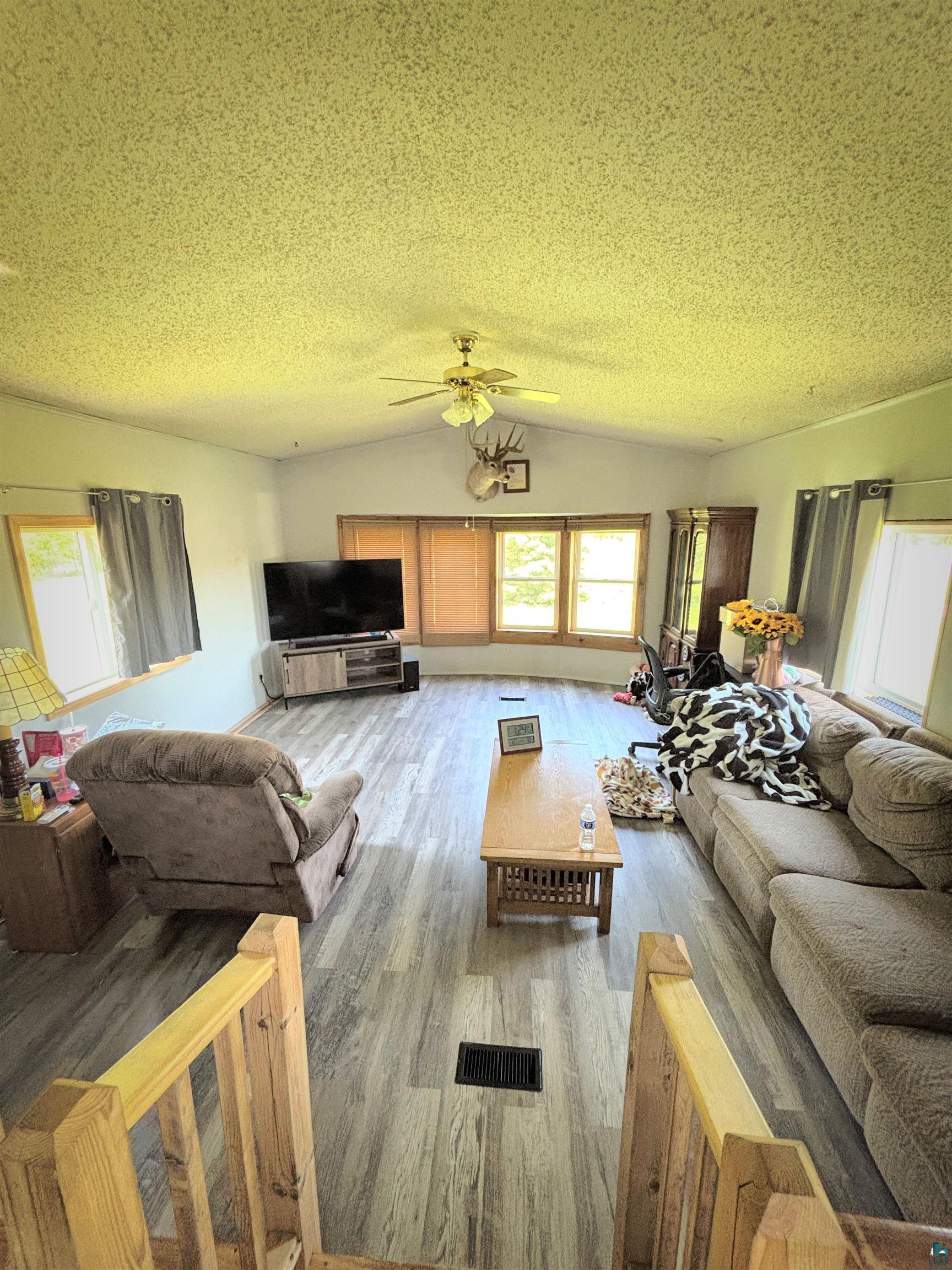 67805 Old County Rd