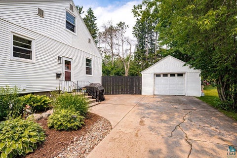 Tiny photo for 19 E Buffalo St, Duluth, MN 55811 (MLS # 6126805)