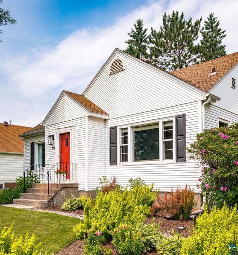 Tiny photo for 19 E Buffalo St, Duluth, MN 55811 (MLS # 6126805)