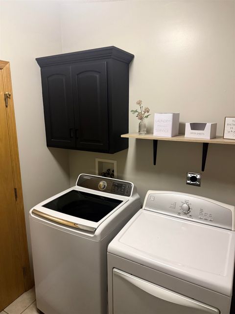 Tiny photo for 5240 Falcon Dr, Hermantown, MN 55811 (MLS # 6123589)