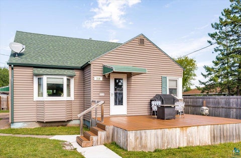 Tiny photo for 316 N 76th Ave W AVE, Duluth, MN 55807 (MLS # 6127715)