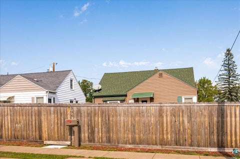 Tiny photo for 316 N 76th Ave W AVE, Duluth, MN 55807 (MLS # 6127715)