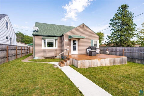 Photo of 316 N 76th Ave W AVE, Duluth, MN 55807 (MLS # 6127715)