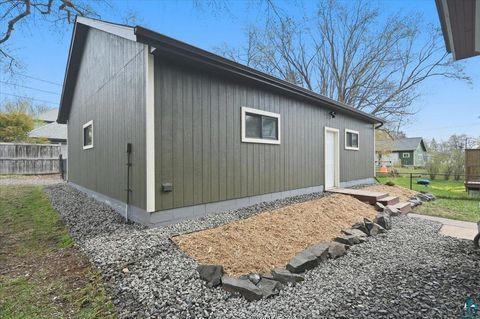 Tiny photo for 4203 Robinson St, Duluth, MN 55804 (MLS # 6125446)