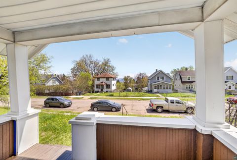 Tiny photo for 2711 W 9th St, Duluth, MN 55806 (MLS # 6125568)