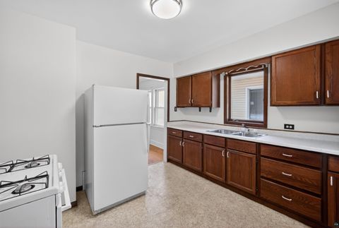 Tiny photo for 2711 W 9th St, Duluth, MN 55806 (MLS # 6125568)