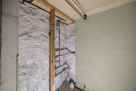 Tiny photo for 2711 W 9th St, Duluth, MN 55806 (MLS # 6125568)