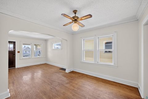 Tiny photo for 2711 W 9th St, Duluth, MN 55806 (MLS # 6125568)