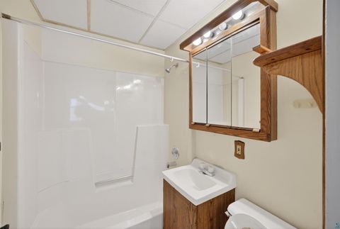 Tiny photo for 2711 W 9th St, Duluth, MN 55806 (MLS # 6125568)