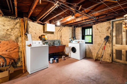 Tiny photo for 617 N 17th Ave E AVE, Duluth, MN 55812 (MLS # 6128137)