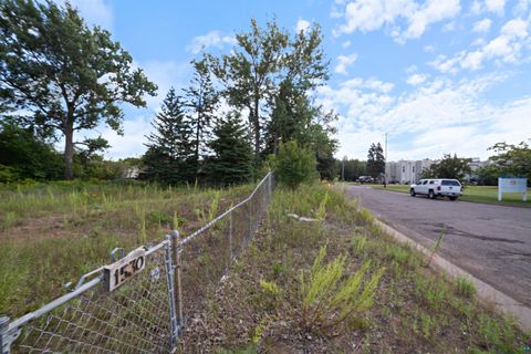 Tiny photo for 1530 St. Louis Ave, Duluth, MN 55802 (MLS # 6123931)