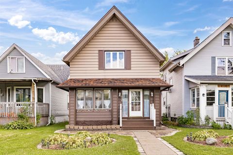 Photo of 4128 W 4th St, Duluth, MN 55807 (MLS # 6122419)