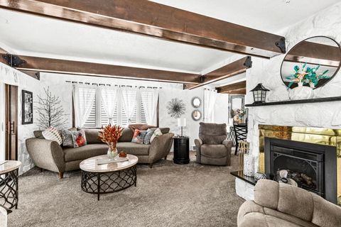 Tiny photo for 4128 W 4th St, Duluth, MN 55807 (MLS # 6122419)