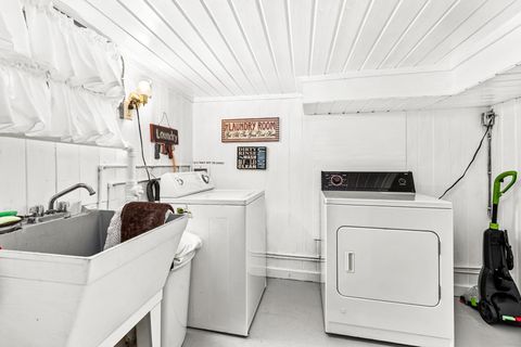 Tiny photo for 4128 W 4th St, Duluth, MN 55807 (MLS # 6122419)