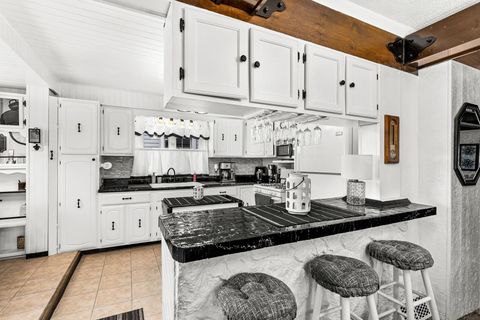 Tiny photo for 4128 W 4th St, Duluth, MN 55807 (MLS # 6122419)