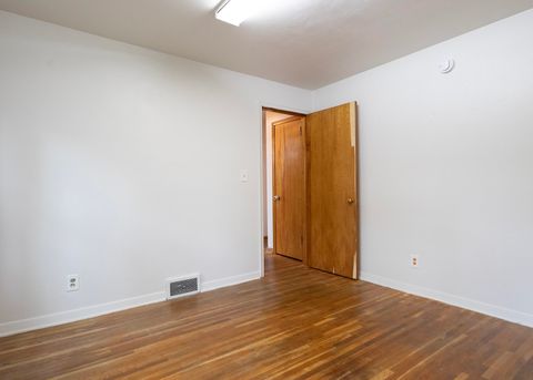 Tiny photo for 1807 Lakeview Dr, Duluth, MN 55803 (MLS # 6122403)