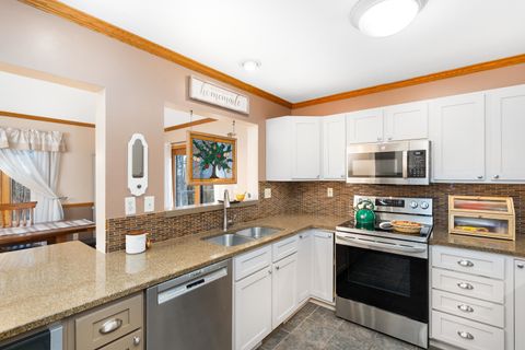 Tiny photo for 604 N Blackman Ave, Duluth, MN 55811 (MLS # 6122913)