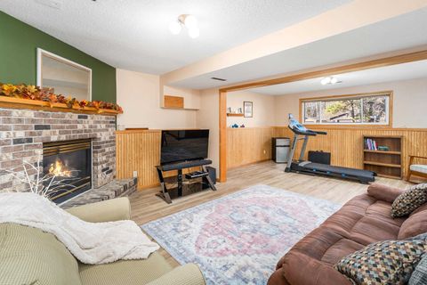 Tiny photo for 604 N Blackman Ave, Duluth, MN 55811 (MLS # 6122913)
