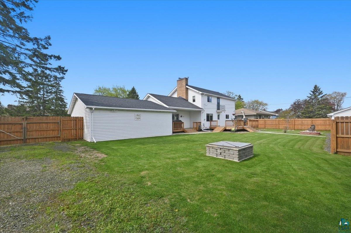 11c Hayes Ct