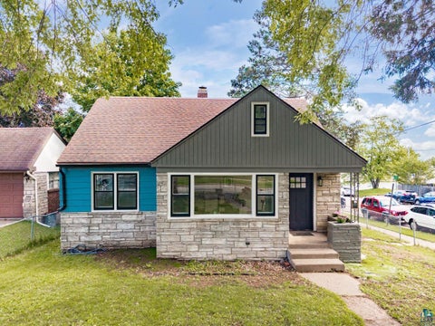 Tiny photo for 6002 Tioga St, Duluth, MN 55804 (MLS # 6127977)