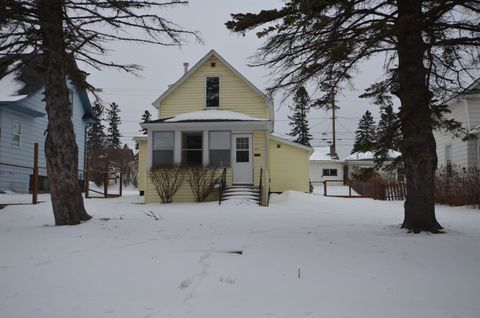 Tiny photo for 411 8th Ave, Two Harbors, MN 55616 (MLS # 6123295)
