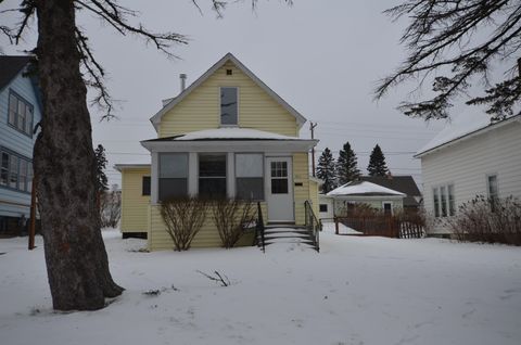 Tiny photo for 411 8th Ave, Two Harbors, MN 55616 (MLS # 6123295)