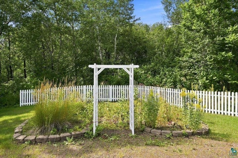 Tiny photo for 4305 W Beyer Rd, Duluth, MN 55803 (MLS # 6127896)