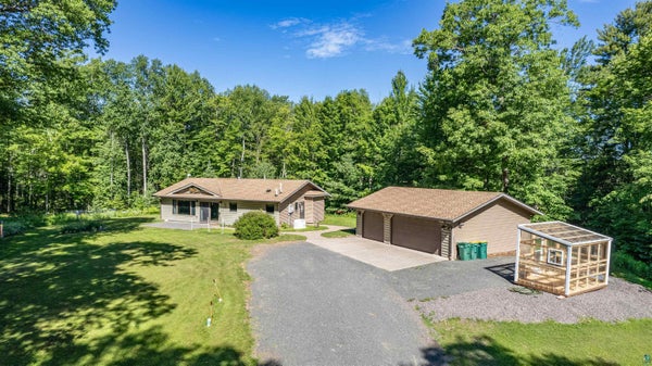8494 S OLIPHANT RD, SOUTH RANGE, WI 54874 - Image d5f7b5c8a818a2282d8f3f03389cbabc/1986073034