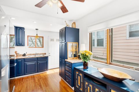 Tiny photo for 1516 N 8th Ave E Ave, Duluth, MN 55805 (MLS # 6124863)