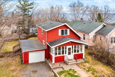 Tiny photo for 1516 N 8th Ave E Ave, Duluth, MN 55805 (MLS # 6124863)