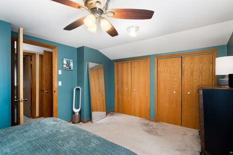 Tiny photo for 1516 N 8th Ave E Ave, Duluth, MN 55805 (MLS # 6124863)
