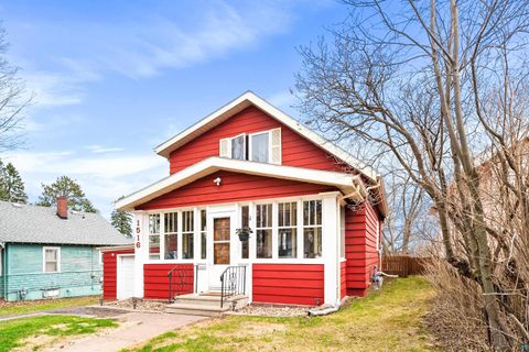Tiny photo for 1516 N 8th Ave E Ave, Duluth, MN 55805 (MLS # 6124863)