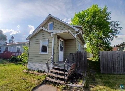 Photo of 112 W 3rd Ave N Ave, Aurora, MN 55705 (MLS # 6127972)