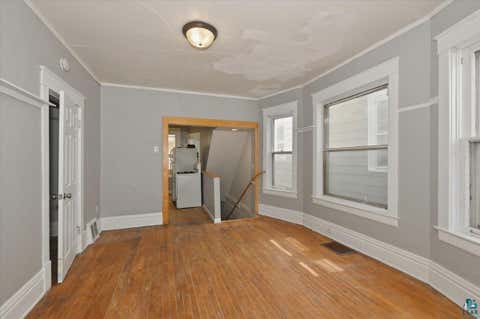 Tiny photo for 609 E 6th St, Duluth, MN 55805 (MLS # 6125970)